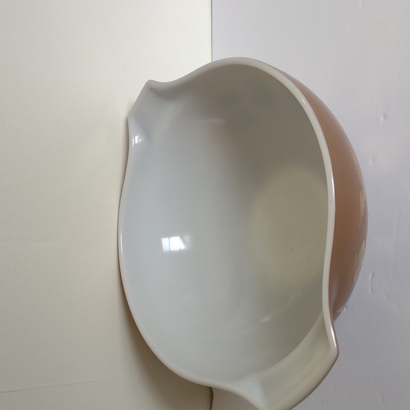 PYREX Vintage Mixing Serving Bowl Chocolate Golden Symbols Graphics Hand Washed - Picture 5 of 9